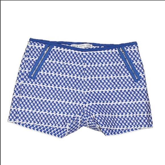 HYFVE Blue Houndstooth stretch Shorts - Picture 1 of 6